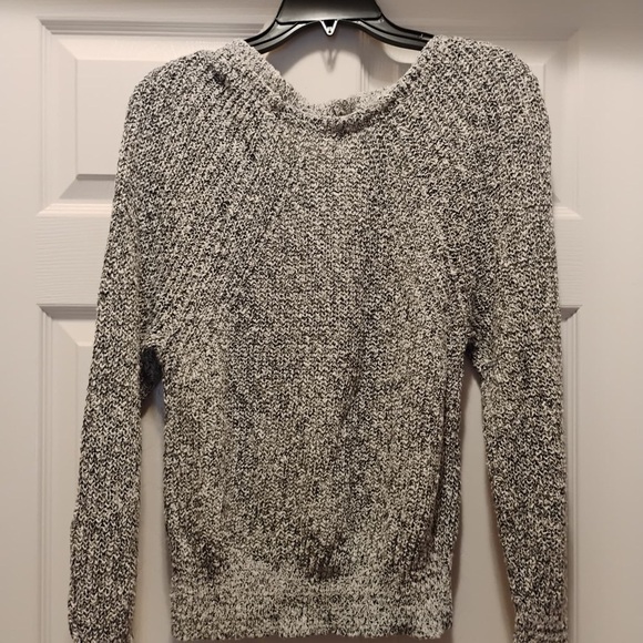 Free People Textured Gray Knit Sweater Stretchy Waistband Fitted Warm Size S - Picture 2 of 4